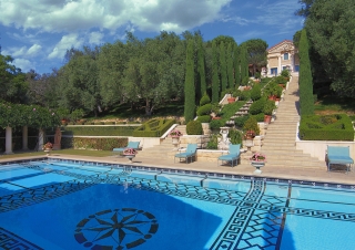 Villa Zeffiro – Pool & Rill