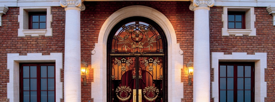 Chateau V – Entry Chateau V – Entry