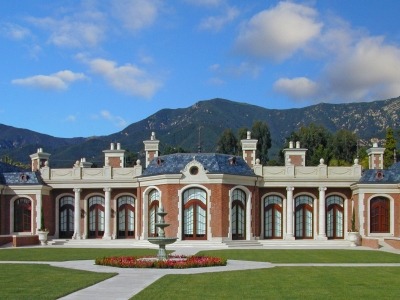 Chateau V – South Elevation