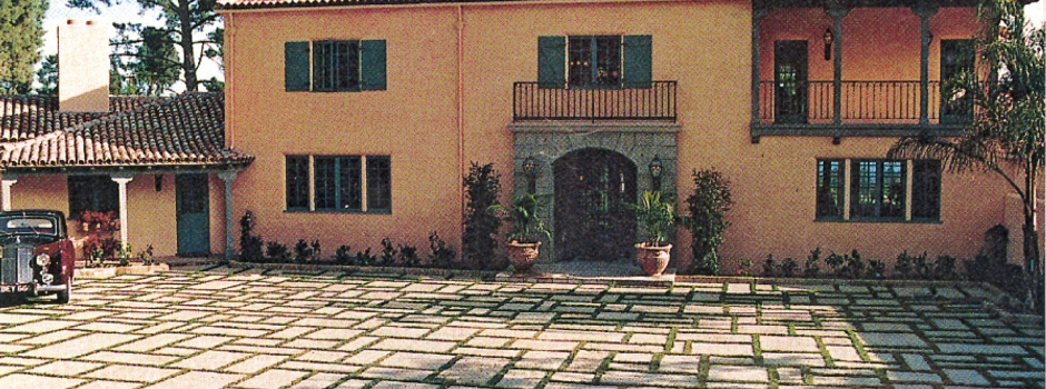 Shangri-La – Front Court Shangri-La – Front Court